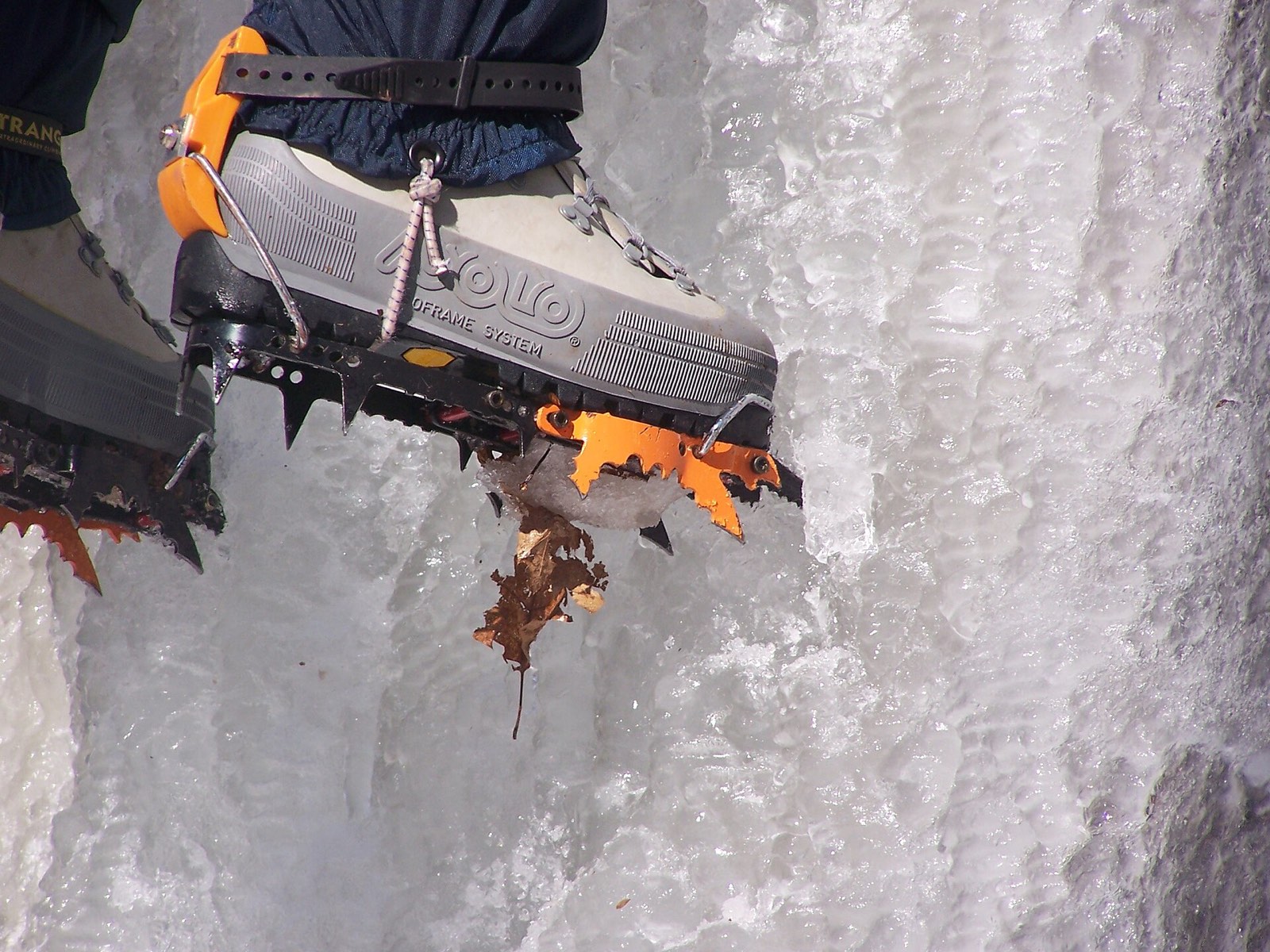A crampon for mountaineering boots